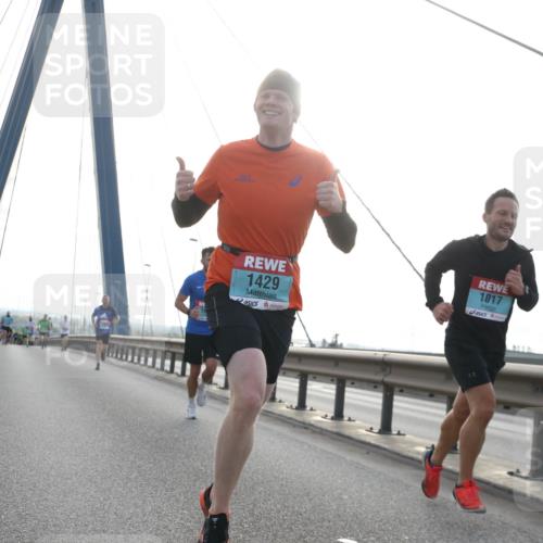 03.10.2024 - Köhlbrandbrückenlauf Jannik Wohlers http://msf.ph/oto/7196589 03.10.2024 09:19:37 Position 1 1429, 1017 meine-sportfotos.de