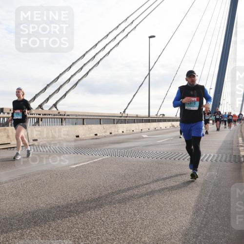 03.10.2024 - Köhlbrandbrückenlauf Matties Gatica Varas http://msf.ph/oto/7196692 03.10.2024 09:28:29 Position 2 1319, 2373 meine-sportfotos.de