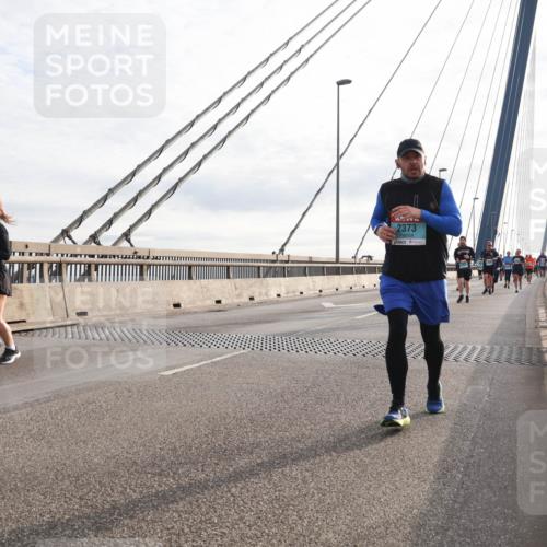 03.10.2024 - Köhlbrandbrückenlauf Matties Gatica Varas http://msf.ph/oto/7196705 03.10.2024 09:28:29 Position 2 2373 meine-sportfotos.de