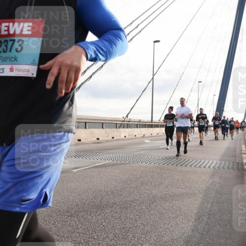 03.10.2024 - Köhlbrandbrückenlauf Matties Gatica Varas http://msf.ph/oto/7196726 03.10.2024 09:28:30 Position 2 2373 meine-sportfotos.de