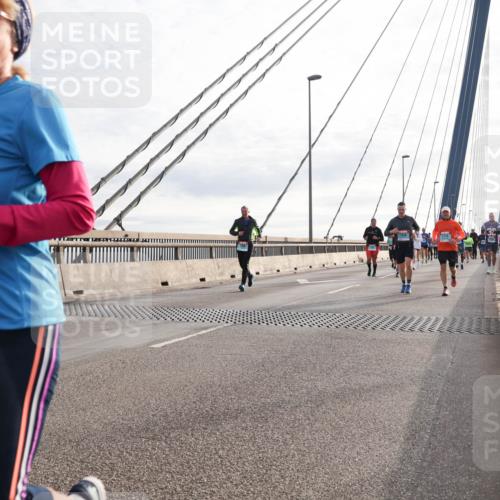 03.10.2024 - Köhlbrandbrückenlauf Matties Gatica Varas http://msf.ph/oto/7197046 03.10.2024 09:28:38 Position 2 1876, 1948 meine-sportfotos.de