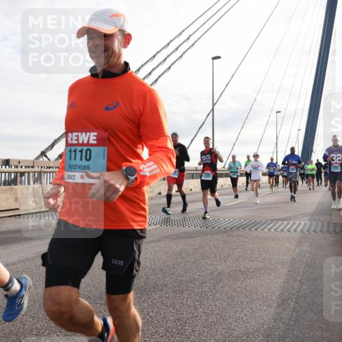 03.10.2024 - Köhlbrandbrückenlauf Matties Gatica Varas http://msf.ph/oto/7197198 03.10.2024 09:28:41 Position 2 1110, 32 meine-sportfotos.de