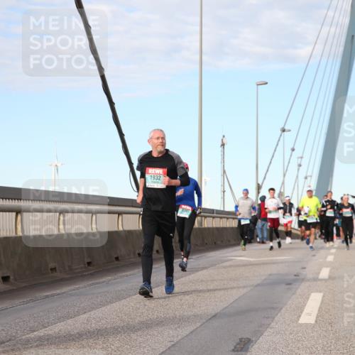 03.10.2024 - Köhlbrandbrückenlauf Jannik Wohlers http://msf.ph/oto/7197445 03.10.2024 09:44:51 Position 2 1932, 1708 meine-sportfotos.de