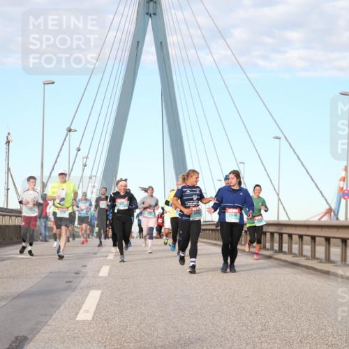 03.10.2024 - Köhlbrandbrückenlauf Jannik Wohlers http://msf.ph/oto/7197696 03.10.2024 09:44:54 Position 2 1825, 2400, 1776, 2050, 2049 meine-sportfotos.de