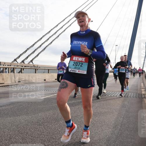 03.10.2024 - Köhlbrandbrückenlauf Matties Gatica Varas http://msf.ph/oto/7197779 03.10.2024 09:28:49 Position 2 45, 2072, 3208 meine-sportfotos.de
