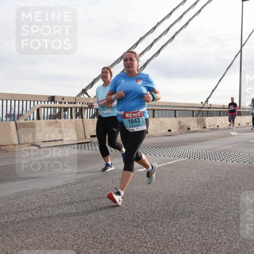 03.10.2024 - Köhlbrandbrückenlauf Matties Gatica Varas http://msf.ph/oto/7197957 03.10.2024 09:28:53 Position 2 189, 1643 meine-sportfotos.de