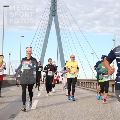 03.10.2024 - Köhlbrandbrückenlauf Jannik Wohlers http://msf.ph/oto/7197959 03.10.2024 09:44:57 Position 2 1776, 1825, 1773, 1324, 2191, 2029, 2050 meine-sportfotos.de