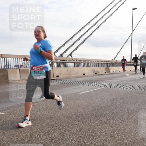 03.10.2024 - Köhlbrandbrückenlauf Matties Gatica Varas http://msf.ph/oto/7197963 03.10.2024 09:28:54 Position 2 1643 meine-sportfotos.de