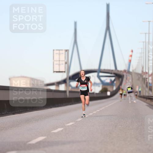 03.10.2024 - Köhlbrandbrückenlauf Fuchs,  Jonas http://msf.ph/oto/7197972 03.10.2024 09:36:57 Position 3 1024 meine-sportfotos.de