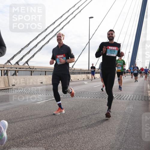 03.10.2024 - Köhlbrandbrückenlauf Matties Gatica Varas http://msf.ph/oto/7198177 03.10.2024 09:29:00 Position 2 7, 1773 meine-sportfotos.de