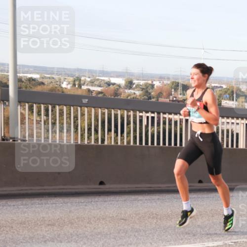 03.10.2024 - Köhlbrandbrückenlauf Matties Gatica Varas http://msf.ph/oto/7198373 03.10.2024 09:29:07 Position 2  meine-sportfotos.de