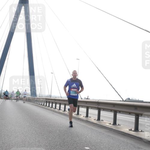 03.10.2024 - Köhlbrandbrückenlauf Jannik Wohlers http://msf.ph/oto/7198418 03.10.2024 09:19:41 Position 1 1155 meine-sportfotos.de