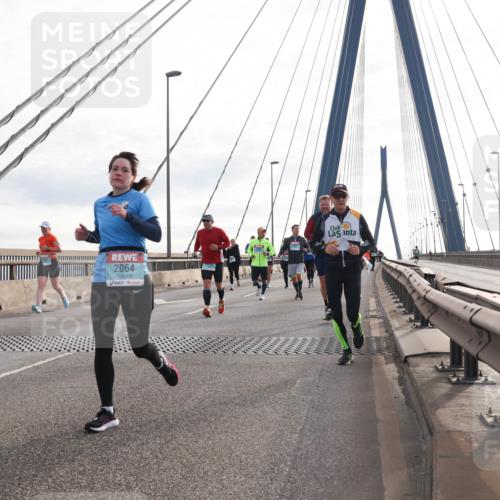 03.10.2024 - Köhlbrandbrückenlauf Matties Gatica Varas http://msf.ph/oto/7198508 03.10.2024 09:29:13 Position 2 2064 meine-sportfotos.de