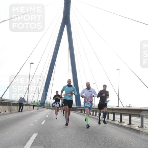 03.10.2024 - Köhlbrandbrückenlauf Jannik Wohlers http://msf.ph/oto/7198753 03.10.2024 09:19:50 Position 1 1248, 1423 meine-sportfotos.de