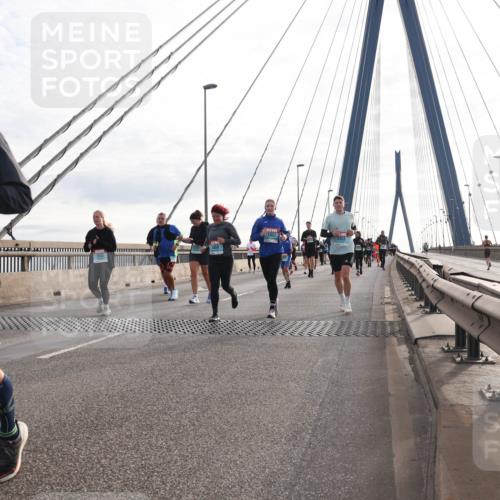 03.10.2024 - Köhlbrandbrückenlauf Matties Gatica Varas http://msf.ph/oto/7198762 03.10.2024 09:29:17 Position 2 2491, 1857, 2453, 1858 meine-sportfotos.de