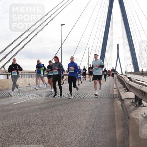 03.10.2024 - Köhlbrandbrückenlauf Matties Gatica Varas http://msf.ph/oto/7198792 03.10.2024 09:29:18 Position 2 2652, 2453, 1858, 1516 meine-sportfotos.de