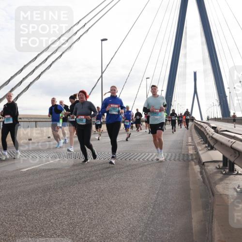 03.10.2024 - Köhlbrandbrückenlauf Matties Gatica Varas http://msf.ph/oto/7198797 03.10.2024 09:29:18 Position 2 2652, 1858, 1857, 2453 meine-sportfotos.de