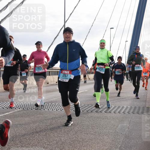 03.10.2024 - Köhlbrandbrückenlauf Matties Gatica Varas http://msf.ph/oto/7199008 03.10.2024 09:29:24 Position 2 3051, 1779, 1672, 2237, 1972, 2790, 139 meine-sportfotos.de