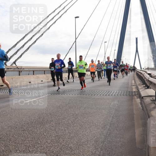 03.10.2024 - Köhlbrandbrückenlauf Matties Gatica Varas http://msf.ph/oto/7199216 03.10.2024 09:29:29 Position 2 1894 meine-sportfotos.de