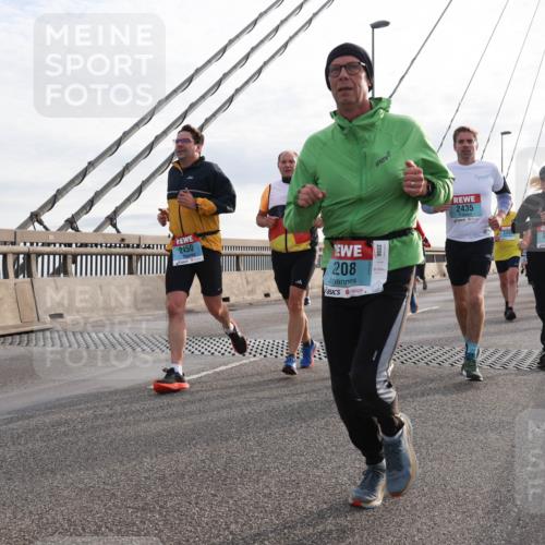03.10.2024 - Köhlbrandbrückenlauf Matties Gatica Varas http://msf.ph/oto/7199899 03.10.2024 09:29:43 Position 2 2450, 208, 2435, 2502, 2126 meine-sportfotos.de