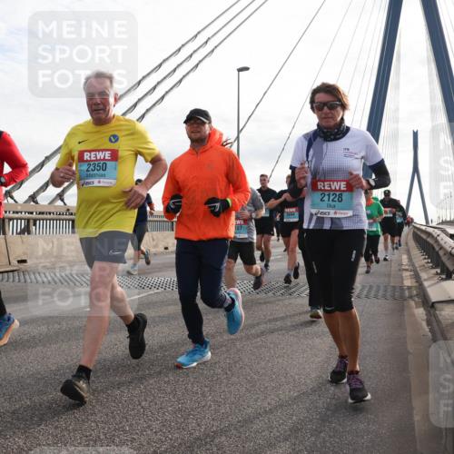 03.10.2024 - Köhlbrandbrückenlauf Matties Gatica Varas http://msf.ph/oto/7200026 03.10.2024 09:29:46 Position 2 1118, 2350, 2128, 3694, 187 meine-sportfotos.de