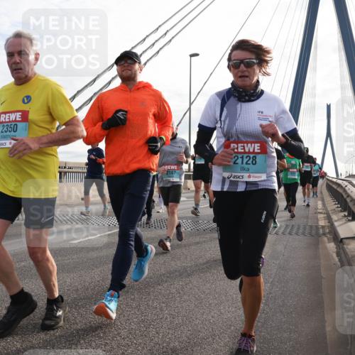 03.10.2024 - Köhlbrandbrückenlauf Matties Gatica Varas http://msf.ph/oto/7200051 03.10.2024 09:29:46 Position 2 18, 2350, 2187, 2128 meine-sportfotos.de
