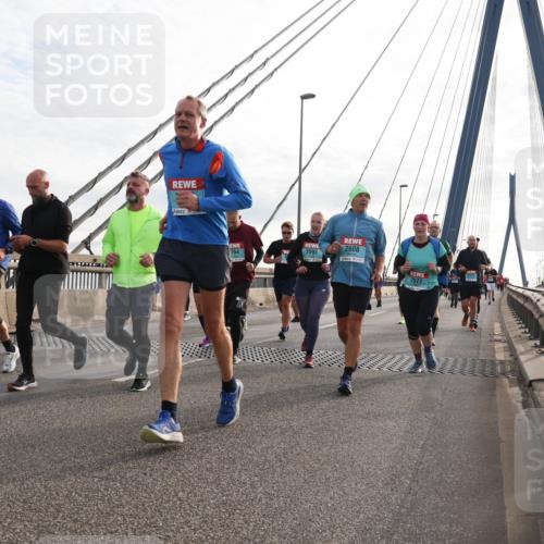 03.10.2024 - Köhlbrandbrückenlauf Matties Gatica Varas http://msf.ph/oto/7200279 03.10.2024 09:29:51 Position 2 2608, 2095, 764, 2077 meine-sportfotos.de