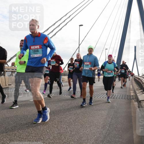 03.10.2024 - Köhlbrandbrückenlauf Matties Gatica Varas http://msf.ph/oto/7200285 03.10.2024 09:29:51 Position 2 1888, 835, 2764, 2608, 2077 meine-sportfotos.de