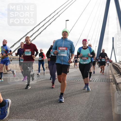 03.10.2024 - Köhlbrandbrückenlauf Matties Gatica Varas http://msf.ph/oto/7200308 03.10.2024 09:29:51 Position 2 2835, 2608, 2764, 20, 2077 meine-sportfotos.de