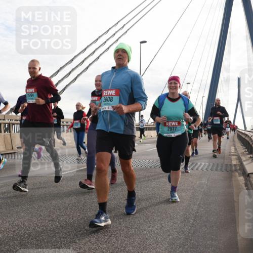 03.10.2024 - Köhlbrandbrückenlauf Matties Gatica Varas http://msf.ph/oto/7200325 03.10.2024 09:29:52 Position 2 2764, 005, 2608, 2077, 2118 meine-sportfotos.de