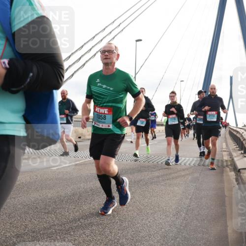 03.10.2024 - Köhlbrandbrückenlauf Matties Gatica Varas http://msf.ph/oto/7200378 03.10.2024 09:29:53 Position 2 1058, 3603, 2119, 1537, 1862, 2118 meine-sportfotos.de