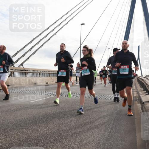 03.10.2024 - Köhlbrandbrückenlauf Matties Gatica Varas http://msf.ph/oto/7200402 03.10.2024 09:29:54 Position 2 1862, 2119, 2118, 1537, 3603 meine-sportfotos.de