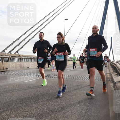 03.10.2024 - Köhlbrandbrückenlauf Matties Gatica Varas http://msf.ph/oto/7200408 03.10.2024 09:29:54 Position 2 1862, 1537, 2119, 2118 meine-sportfotos.de