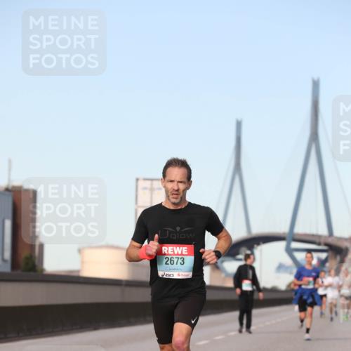03.10.2024 - Köhlbrandbrückenlauf Fuchs,  Jonas http://msf.ph/oto/7200513 03.10.2024 09:39:29 Position 3 2673 meine-sportfotos.de
