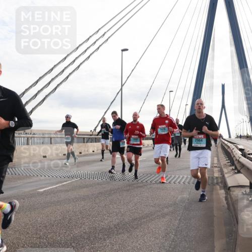 03.10.2024 - Köhlbrandbrückenlauf Matties Gatica Varas http://msf.ph/oto/7200537 03.10.2024 09:29:59 Position 2 6, 2968, 1476, 1959, 2964 meine-sportfotos.de