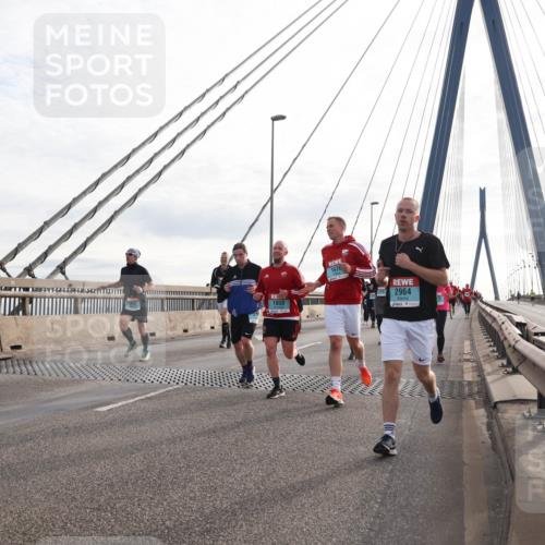 03.10.2024 - Köhlbrandbrückenlauf Matties Gatica Varas http://msf.ph/oto/7200540 03.10.2024 09:30:00 Position 2 1959, 1476, 2964 meine-sportfotos.de