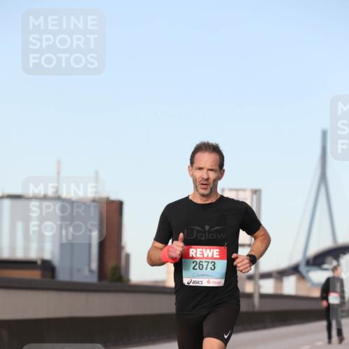 03.10.2024 - Köhlbrandbrückenlauf Fuchs,  Jonas http://msf.ph/oto/7200565 03.10.2024 09:39:30 Position 3 2673 meine-sportfotos.de