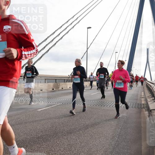 03.10.2024 - Köhlbrandbrückenlauf Matties Gatica Varas http://msf.ph/oto/7200566 03.10.2024 09:30:01 Position 2 1959, 1476, 2330, 2741, 1570 meine-sportfotos.de