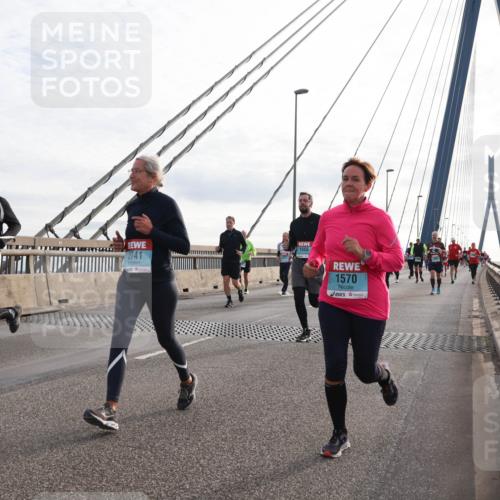 03.10.2024 - Köhlbrandbrückenlauf Matties Gatica Varas http://msf.ph/oto/7200579 03.10.2024 09:30:02 Position 2 2330, 2741, 1555, 1570 meine-sportfotos.de