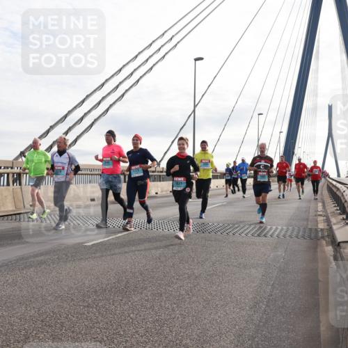 03.10.2024 - Köhlbrandbrückenlauf Matties Gatica Varas http://msf.ph/oto/7200649 03.10.2024 09:30:04 Position 2 1579, 2048, 1725, 1603 meine-sportfotos.de