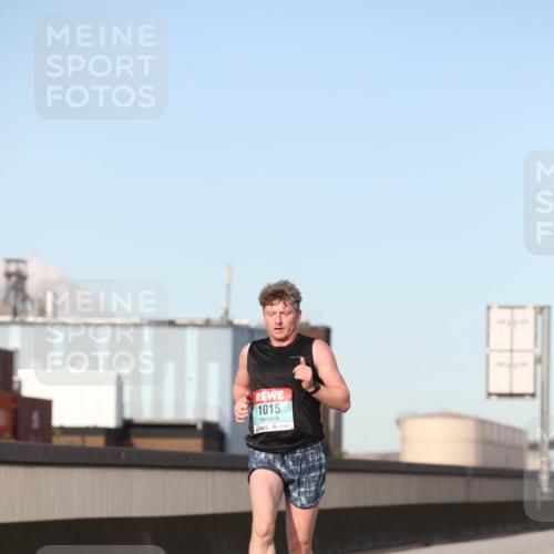 03.10.2024 - Köhlbrandbrückenlauf Fuchs,  Jonas http://msf.ph/oto/7202232 03.10.2024 09:40:02 Position 3 1015 meine-sportfotos.de