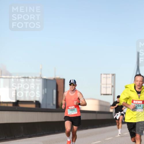 03.10.2024 - Köhlbrandbrückenlauf Fuchs,  Jonas http://msf.ph/oto/7203640 03.10.2024 09:40:35 Position 3 1004, 394 meine-sportfotos.de