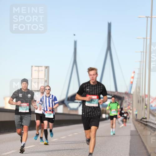 03.10.2024 - Köhlbrandbrückenlauf Fuchs,  Jonas http://msf.ph/oto/7204939 03.10.2024 09:41:09 Position 3 1141, 1129, 492 meine-sportfotos.de