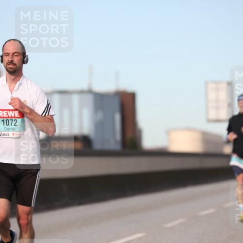 03.10.2024 - Köhlbrandbrückenlauf Fuchs,  Jonas http://msf.ph/oto/7205040 03.10.2024 09:41:16 Position 3 1072 meine-sportfotos.de