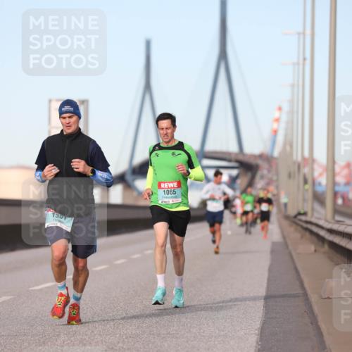 03.10.2024 - Köhlbrandbrückenlauf Fuchs,  Jonas http://msf.ph/oto/7205092 03.10.2024 09:41:17 Position 3 130, 1065 meine-sportfotos.de