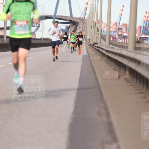 03.10.2024 - Köhlbrandbrückenlauf Fuchs,  Jonas http://msf.ph/oto/7205151 03.10.2024 09:41:19 Position 3  meine-sportfotos.de