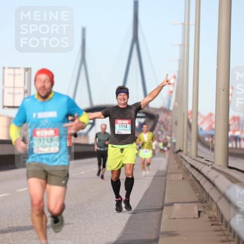 03.10.2024 - Köhlbrandbrückenlauf Fuchs,  Jonas http://msf.ph/oto/7205674 03.10.2024 09:42:40 Position 3 1213, 1114 meine-sportfotos.de