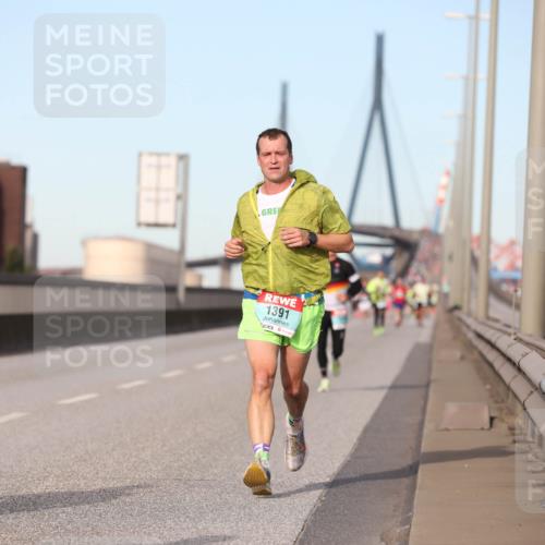 03.10.2024 - Köhlbrandbrückenlauf Fuchs,  Jonas http://msf.ph/oto/7206275 03.10.2024 09:42:52 Position 3 1391 meine-sportfotos.de