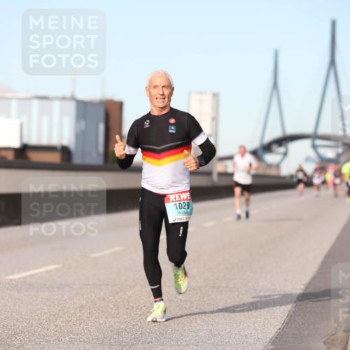 03.10.2024 - Köhlbrandbrückenlauf Fuchs,  Jonas http://msf.ph/oto/7206506 03.10.2024 09:42:59 Position 3 1029 meine-sportfotos.de