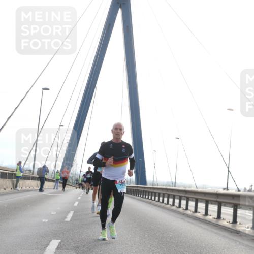 03.10.2024 - Köhlbrandbrückenlauf Jannik Wohlers http://msf.ph/oto/7206652 03.10.2024 09:20:18 Position 1 102 meine-sportfotos.de